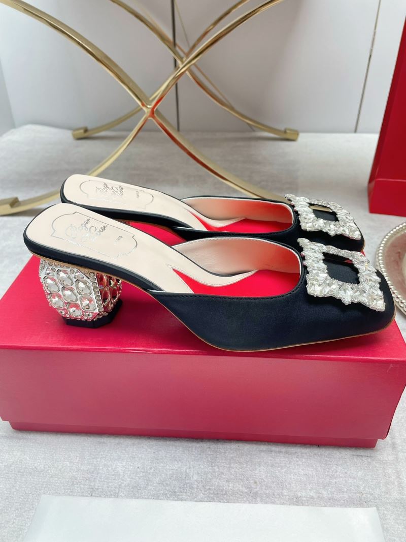 Roger Vivier flat shoes